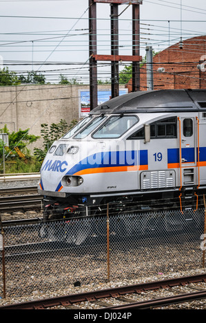 MARC MP36PH-3C locomotore n. 19 fuori della Union Station, Washington DC Foto Stock