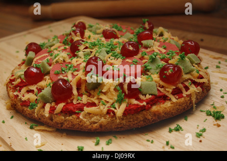 Immagine della pizza novità torta fatta con del marzapane Foto Stock
