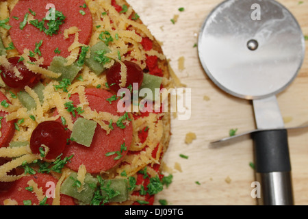 Immagine della pizza novità torta fatta con del marzapane Foto Stock