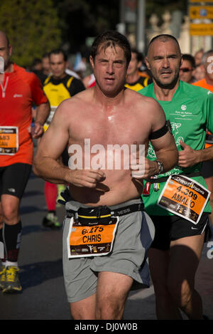 Valencia, Spagna. 17 novembre 2013. 33 partecipanti Divina Pastora Valencia Maratona © Salva Garrigues/Alamy Live News Foto Stock