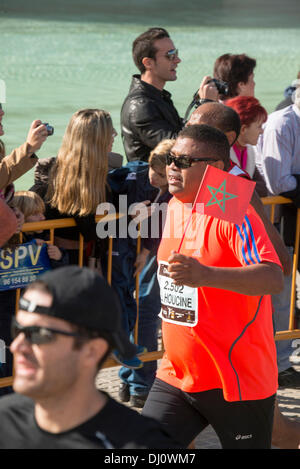 Valencia, Spagna. 17 novembre 2013. 33 partecipanti Divina Pastora Valencia Maratona © Salva Garrigues/Alamy Live News Foto Stock