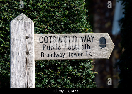 Cotswold modo segno, Broadway, Worcestershire, England, Regno Unito Foto Stock