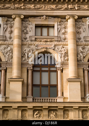 Particolare della facciata anteriore del Kunsthistorisches Museum. Finestra Kopernikus Foto Stock