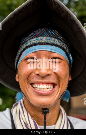 Ritratto di un sorridente giapponese rickshaw estrattore, Kyoto, Giappone Foto Stock