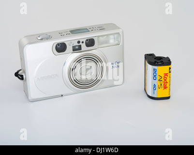 Minolta Vectis 300L pellicola APS con fotocamera Kodak pellicola APS Foto Stock