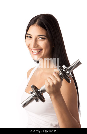 Carina ragazza fitness lavoro fuori con manubri su bianco Foto Stock