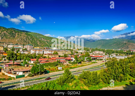 Vista di Thimphu, Thimpu, la capitale del Bhutan e l'area circostante Foto Stock