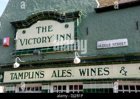 Brighton, East Sussex, Inghilterra, Regno Unito. La vittoria Inn in Middle Street - Tamplin's Ales Foto Stock