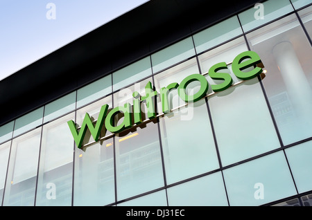 Esterno del supermarket Waitrose in Windsor Berkshire Foto Stock