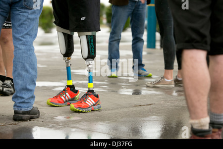 Nazionale Messicana ha perso le gambe per la violenza del cartello, gite in bici da El Paso, Texas ad Austin per sollevare la consapevolezza Foto Stock