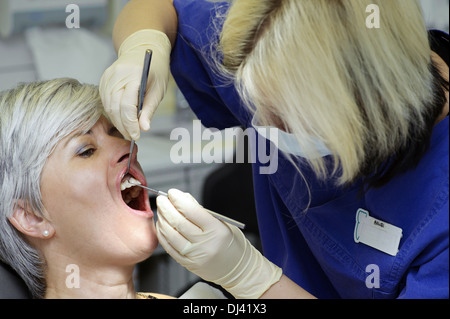 controllo dentale Foto Stock