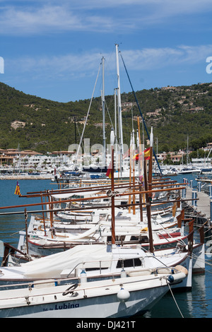 Le navi nel porto di Port Andratx Foto Stock