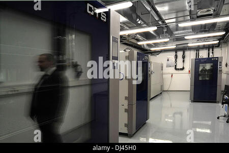 Nova Ves, Trebic regione. Xxi Nov, 2013. Filtri a tessuto fabbricante Mann Hummel è di nuovo impianto in Nova Ves, Trebic regione, Repubblica ceca, 21 novembre 2013. © Lubos Pavlicek/CTK foto/Alamy Live News Foto Stock