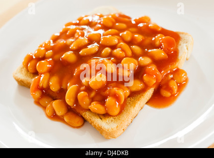 Fagioli su pane tostato Foto Stock