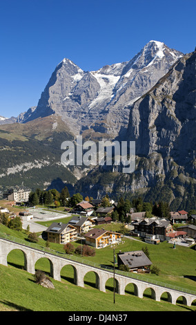 Villaggio di montagna di Muerren, Svizzera Foto Stock