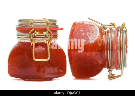 Caviale rosso in un barattolo di vetro Foto Stock