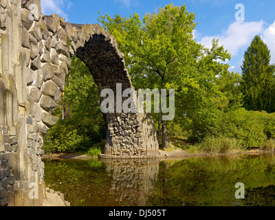 Ponte Rakotz in Kromlau Park, in Sassonia, Germania Foto Stock