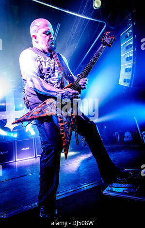 Toronto, Ontario, Canada. Xxi Nov, 2013. Il chitarrista KERRY KING degli Slayer eseguendo sul loro tour nord americano a KOOL HAUS a Toronto. Credito: Igor Vidyashev/ZUMAPRESS.com/Alamy Live News Foto Stock