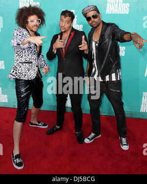 Musicisti Red Foo, cielo blu e Goonrock lmfao di MTV Movie Awards presso gli Universal Studios - Arrivi CITTÀ UNIVERSALE, California - 06.03.12 Foto Stock