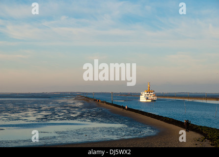 Traghetto per Bensersiel Foto Stock