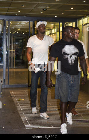 Usain Bolt lasciando Mascotte nightclub. Zurigo, Svizzera - 30.08.2012 Foto Stock