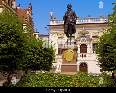 Goethe monumento nella parte anteriore della vecchia borsa in Leipzig, in Sassonia, Germania Foto Stock