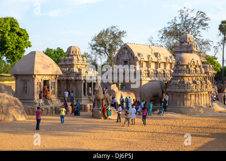 5 Rathas, Mahabalipuram o Mamallapuram, Tamil Nadu, India Foto Stock