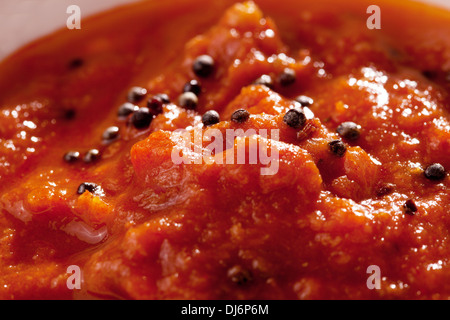 Chutney di pomodoro - Pomodoro Chutney è un popolare piatto di lato da sud la cucina indiana & è un condimento speziato. Foto Stock