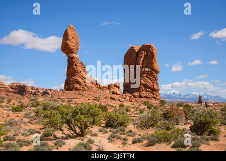 Roccia equilibrato, Arches National Park, Utah, Stati Uniti d'America Foto Stock