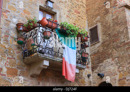 Balcone a Pienza, nel cuore della Toscana Foto Stock