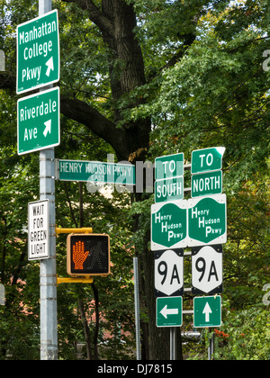 Henry Hudson Parkway segni, il Bronx, NY Foto Stock