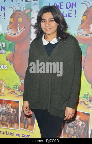 Londra REGNO UNITO 23 Nov 2013 : Rani Prezzo assiste il Gruffalo prestazioni VIP, al Lyric Theatre, Londra. Foto Stock