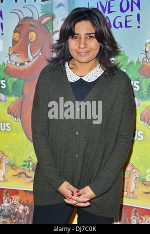 Londra REGNO UNITO 23 Nov 2013 : Rani Prezzo assiste il Gruffalo prestazioni VIP, al Lyric Theatre, Londra. Foto Stock