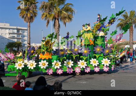 Il carnevale di flottazione, allegoria della molla, Isla Cristina Huelva-provincia, regione dell'Andalusia, Spagna, Europa Foto Stock