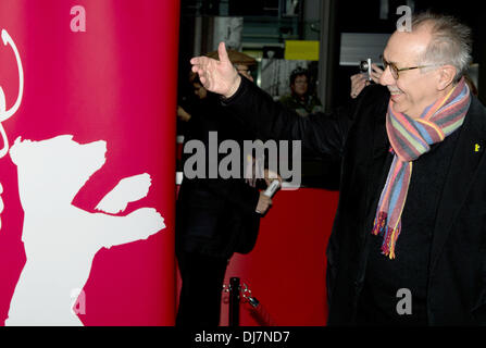 Berlino, Germania. 24 Novembre, 2013. Il direttore della Berlinale Dieter Kosslick pone prima della proiezione del film francese 'l'ultima delle ingiuste" di Berlino, Germania, 24 novembre 2013. Il tedesco Kinemathek e Berlinale sono di onorare il lavoro del regista francese Claude Lanzmann nel "Arsenal" Cinema. Foto: SOEREN STACHE/dpa/Alamy Live News Foto Stock