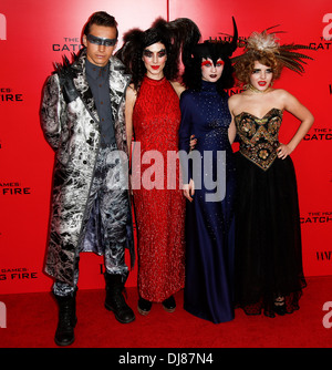 Gli ospiti frequentano il 'Fame giochi: la cattura del fuoco' premiere a AMC Lincoln Square Theatre il 20 novembre 2013. Foto Stock