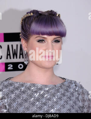 Nov. 24, 2013 - Los Angeles, California, Stati Uniti - Kelly Osbourne arriva per la American Music Awards 2013 presso il Nokia Theater. (Credito Immagine: © Lisa O'Connor/ZUMAPRESS.com) Foto Stock