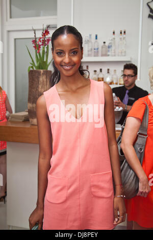 Sara Nuru al Gala Fashion Brunch a Ellington Hotel durante la Mercedes Benz Fashion Week Berlin Primavera/Estate 2013. Berlino, Germania - 07.07.2012 Foto Stock