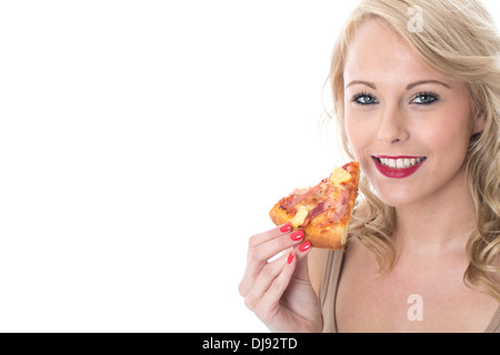 Modello rilasciato. attraente giovane donna mangiare la pizza Foto Stock