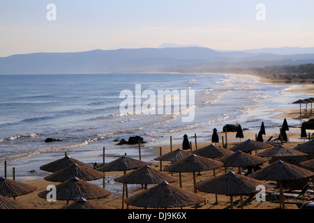 Spiaggia di Georgioupoli sulla parte nord di Creta, Grecia Foto Stock