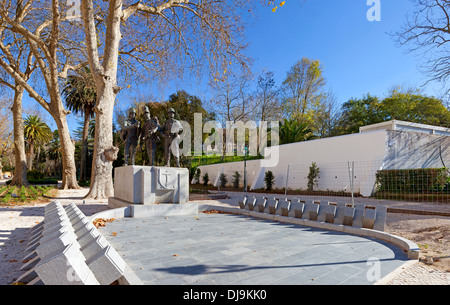 Monumento a la fanteria dell'esercito portoghese a Mafra, Portogallo Foto Stock