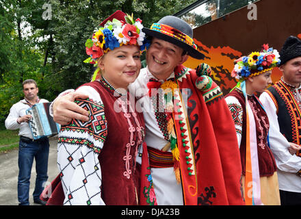 Il Vereteno autentica arte Festival vetrine tradizioni ucraine, Lviv, Ucraina Foto Stock