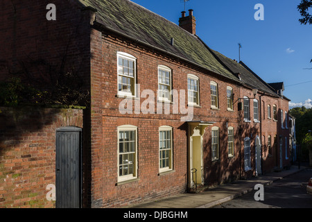 Fila di cottages in Dinham a Ludlow, Shropshire Foto Stock