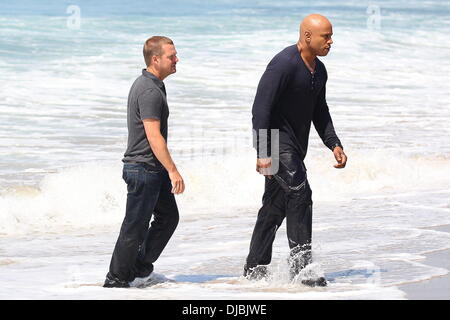 Il rapper LL Cool J e Chris O'Donnell sul set di "NCIS: Los Angeles' in Venice Beach Los Angeles, California - 09.04.12 Foto Stock