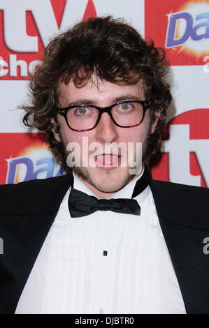 Tom Scurr Il TVChoice Awards 2012 tenutosi presso il Dorchester Hotel di arrivi - Londra, Inghilterra - 10.09.12 Foto Stock