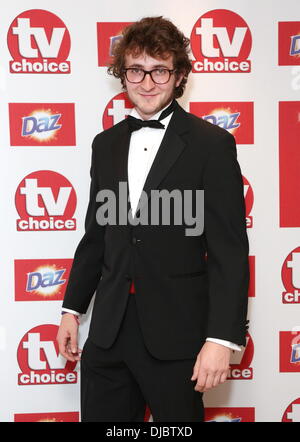 Tom Scurr Il TVChoice Awards 2012 tenutosi presso il Dorchester Hotel di arrivi - Londra, Inghilterra - 10.09.12 Foto Stock