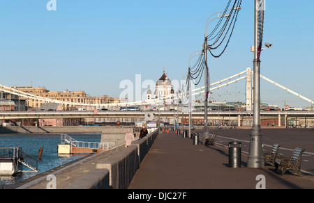 Pushkinskaya argine del fiume di Mosca Foto Stock