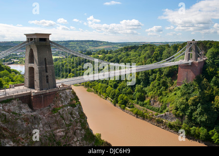 Il Clifton Suspension Bridge spanning il fiume Avon a Bristol, Inghilterra. Foto Stock