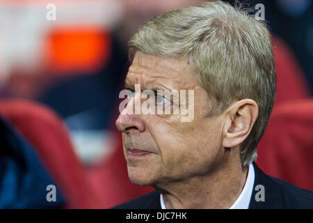 Londra, Regno Unito. 26 Nov, 2013. Arsenal Manager Arsene Wenger prima della UEFA Champions League Arsenal FC v Olympique De Marseille da Emirates Stadium. Credito: Azione Sport Plus/Alamy Live News Foto Stock