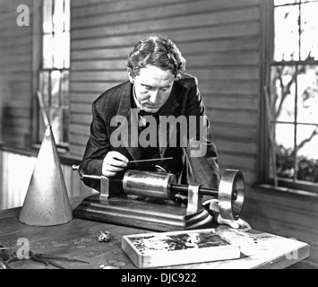 Spencer Tracy sul set del film, Edison, l'uomo, 1940 Foto Stock